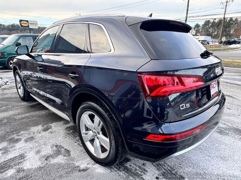 Used 2019 Audi Q5 Prestige w/ Prestige Package image 5