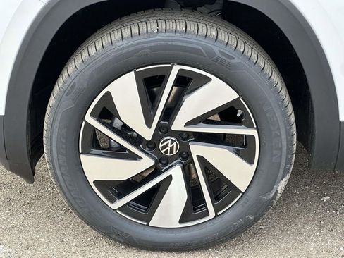 New 2026 Volkswagen Atlas SEL AWD/4WD image 7