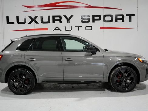 Used 2025 Audi SQ5 Premium Plus w/ Premium Plus Package image 7