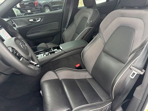 Used 2024 Volvo S60 T8 Ultimate w/ Climate Package AWD/4WD image 16