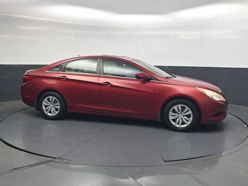 Used 2011 Hyundai Sonata GLS FWD image 4