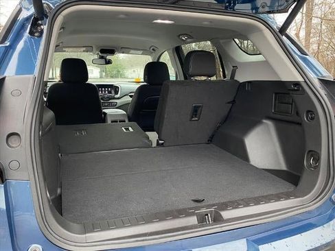 Certified 2024 GMC Terrain SLE w/ Driver Convenience Package image 29