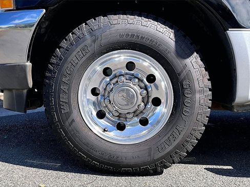 Used 2004 Ford F250 XL image 8