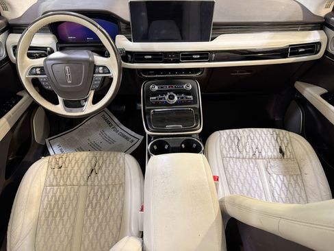 Used 2022 Lincoln Nautilus Black Label image 22