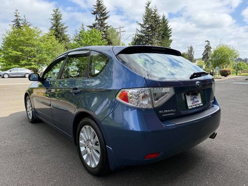 Used 2011 Subaru Impreza 2.5i Premium w/ PWR Moonroof Value Pkg AWD/4WD image 6