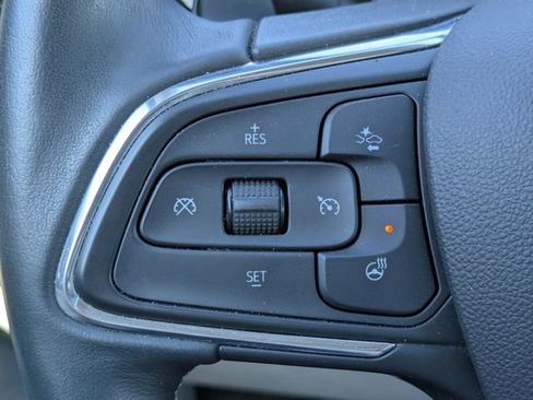 Used 2023 Buick Envision Avenir image 31