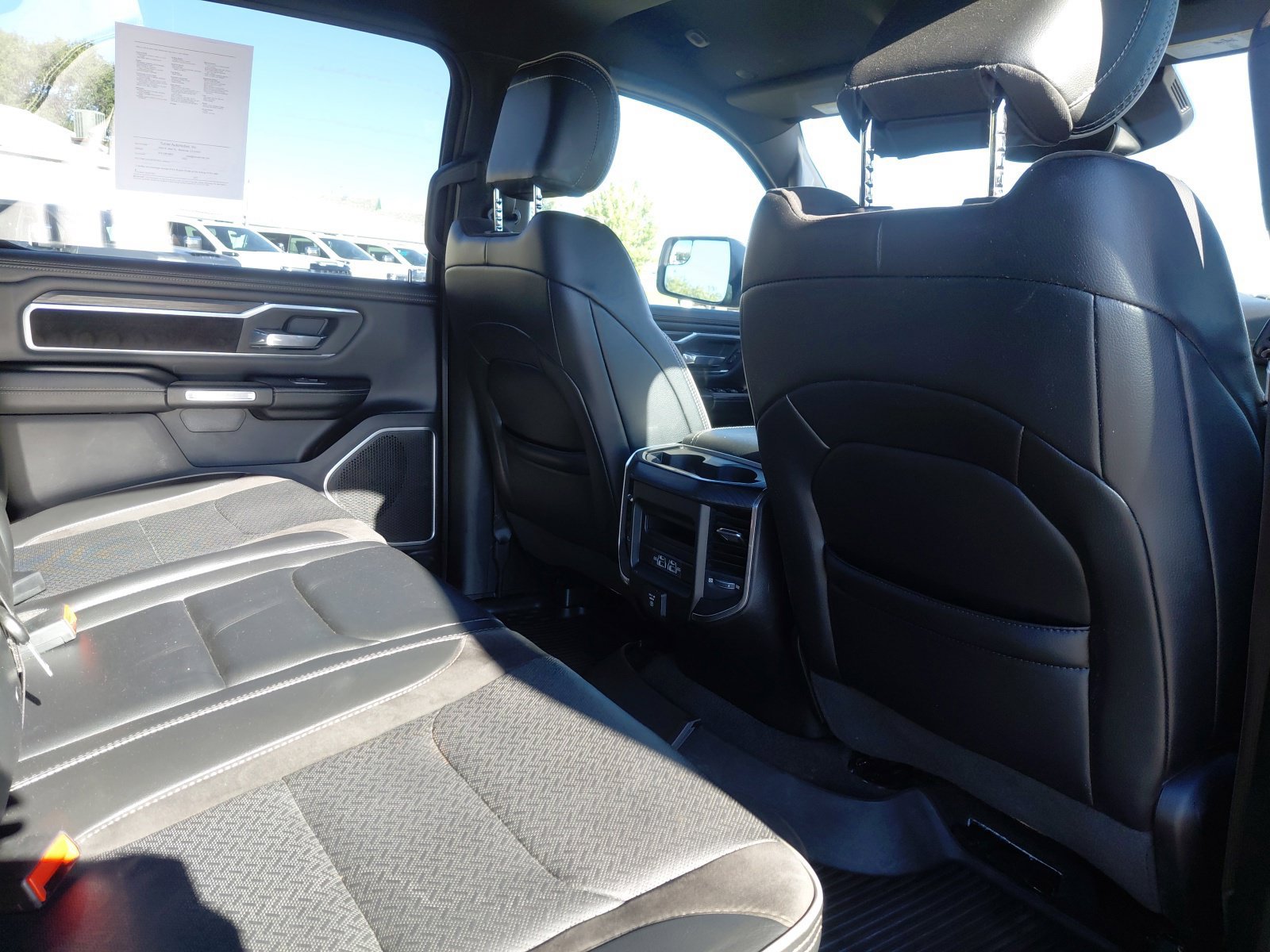 Used 2023 RAM 1500 Laramie AWD/4WD image 28