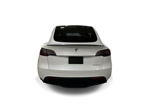 Certified 2023 Tesla Model Y Performance AWD/4WD image 5