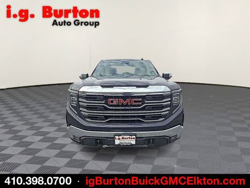 Used 2024 GMC Sierra 1500 SLT AWD/4WD image 2