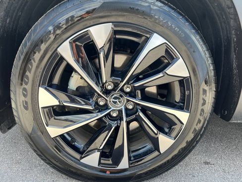 Certified 2025 MAZDA CX-50 2.5 Hybrid w/ Premium Plus Pkg AWD/4WD image 9