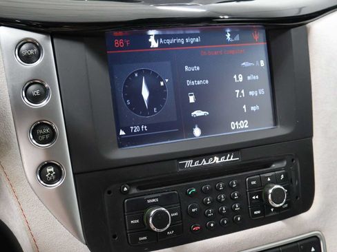 Used 2016 Maserati GranTurismo Sport RWD image 31
