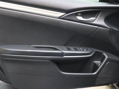 Used 2019 Honda Civic Sport image 15