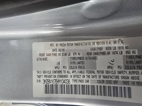 Used 2017 MAZDA MAZDA3 Sport image 34