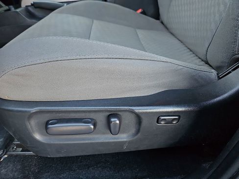 Used 2022 Toyota Tacoma SR5 image 22