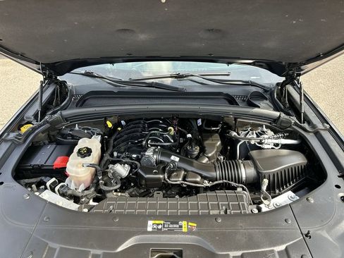 Used 2024 Jeep Grand Cherokee L Limited w/ Luxury Tech Group II image 35