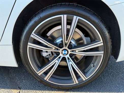 Used 2020 BMW 330i xDrive Sedan w/ Premium Package image 16