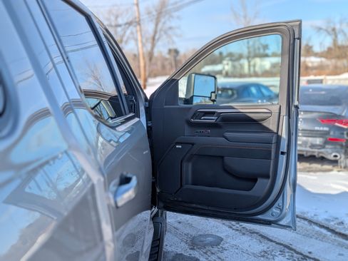 Used 2023 GMC Sierra 1500 AT4 w/ AT4 Premium Package image 54