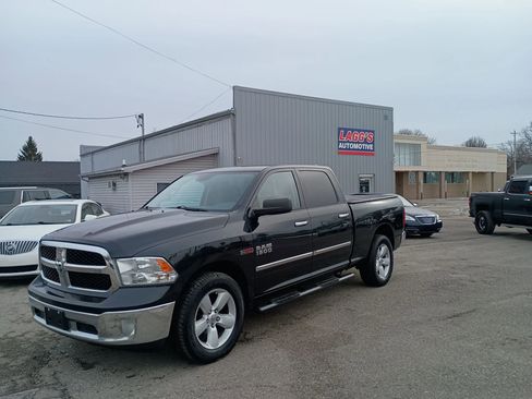 Used 2016 RAM 1500 Classic SLT image 1