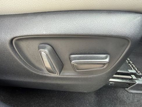 Used 2024 Toyota Grand Highlander Limited image 32