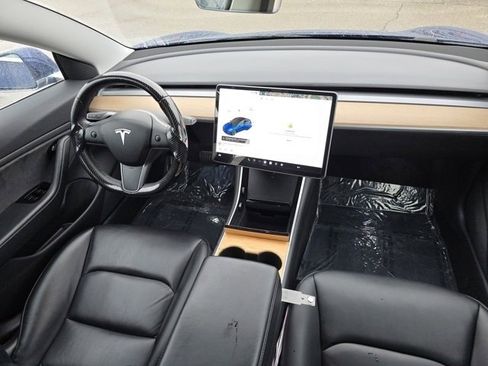 Used 2020 Tesla Model 3 Performance image 28