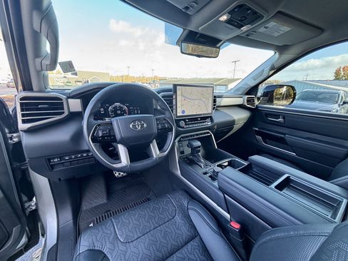 Used 2024 Toyota Tundra Limited image 24