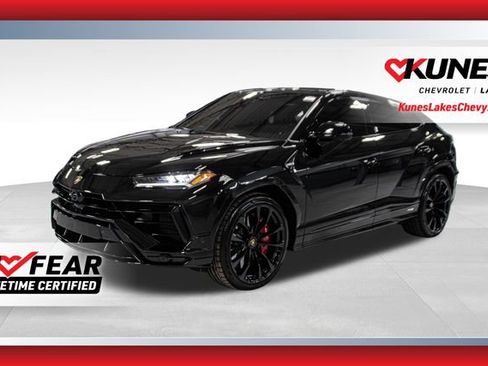 Used 2024 Lamborghini Urus S image 1