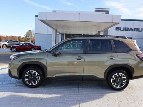 Certified 2025 Subaru Forester Premium image 2