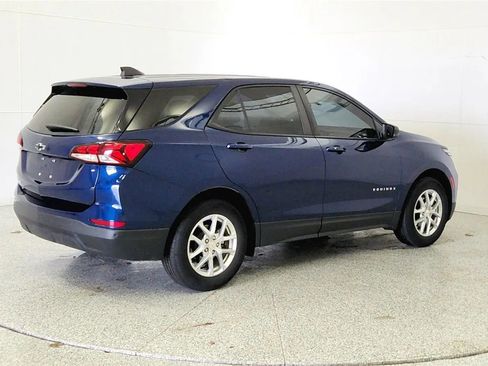 Used 2023 Chevrolet Equinox LS w/ Driver Confidence II Package image 7