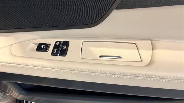 Used 2012 BMW 750i RWD image 99