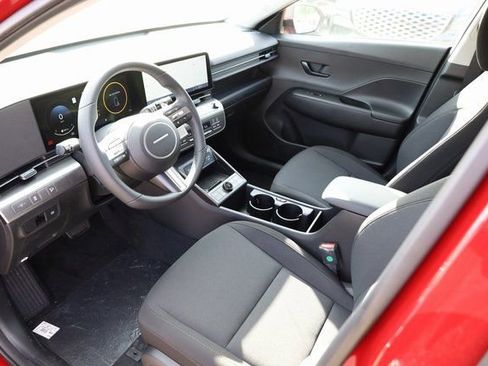 New 2025 Hyundai Kona SEL image 10