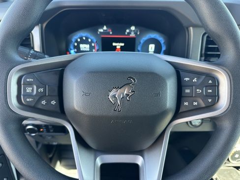 New 2025 Ford Bronco 4-Door image 22
