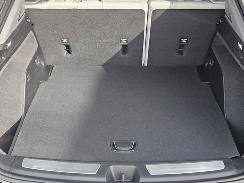 New 2026 Cadillac Optiq Sport 1 w/ LPO, Floor Liner Package image 29