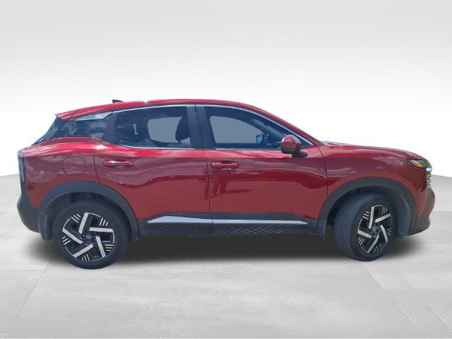 Certified 2025 Nissan Kicks SV FWD image 9