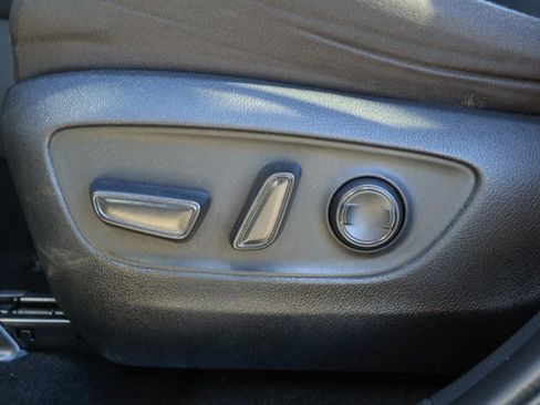 Used 2023 Toyota RAV4 XLE image 22