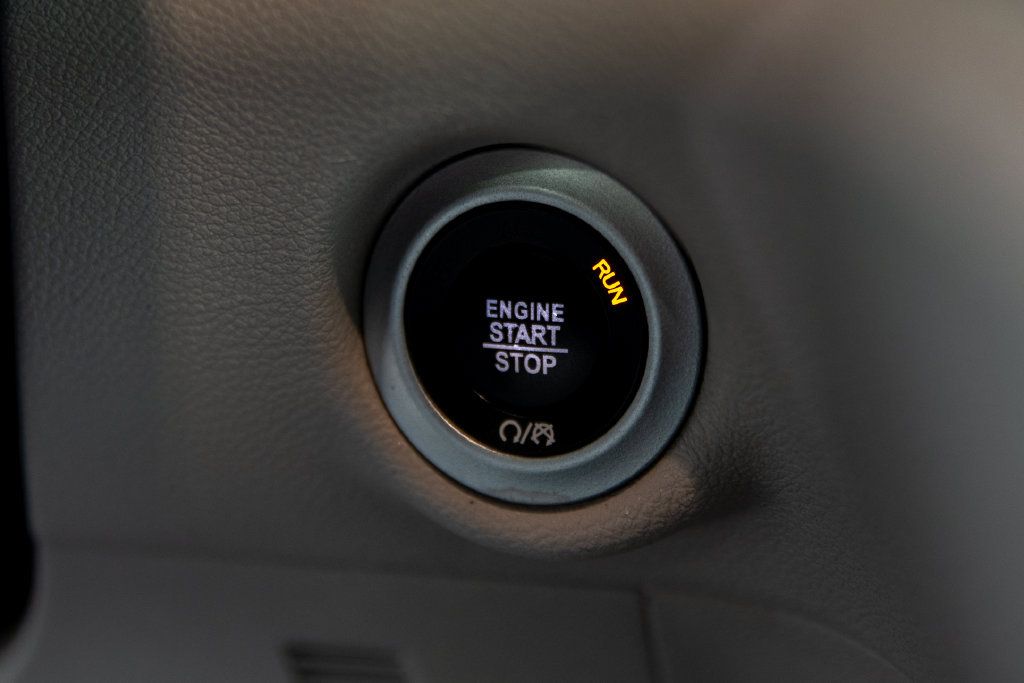 Used 2023 Chrysler Voyager LX FWD image 26