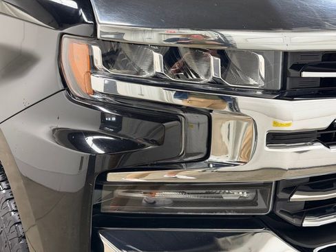 Used 2021 Chevrolet Silverado 1500 LTZ image 28