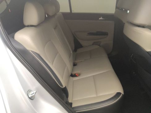 Used 2020 Kia Sportage SX image 19