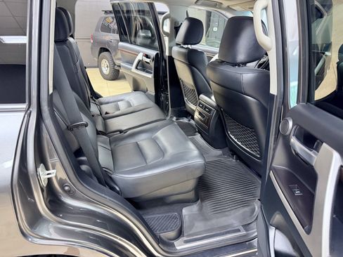Used 2021 Toyota Land Cruiser AWD/4WD image 25