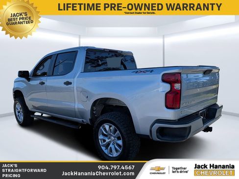 Used 2020 Chevrolet Silverado 1500 Custom w/ Custom Value Package image 5