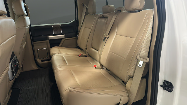 Used 2019 Ford F250 Lariat w/ Lariat Ultimate Package AWD/4WD image 22