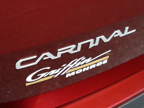 Used 2023 Kia Carnival SX Prestige FWD image 53