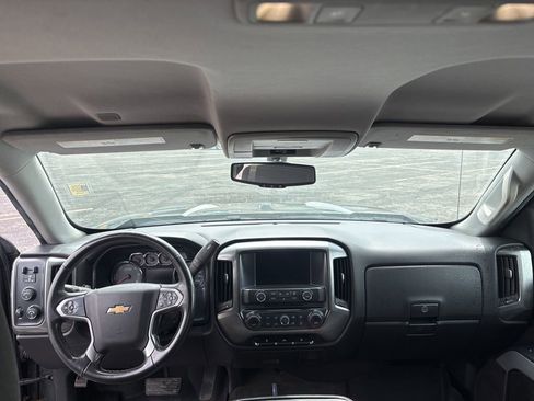 Used 2018 Chevrolet Silverado 1500 LT w/ True North Edition AWD/4WD image 11