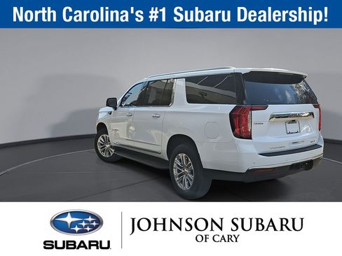 Used 2024 GMC Yukon XL SLT w/ SLT Luxury Package image 24