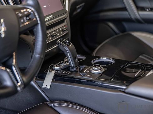 Used 2021 Maserati Ghibli S GranLusso image 24