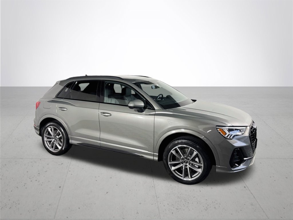 Used 2024 Audi Q3 2.0T Premium AWD/4WD image 4