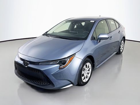 Used 2020 Toyota Corolla LE image 4