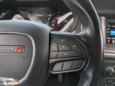 Used 2020 Dodge Charger SXT w/ Blacktop Package image 17