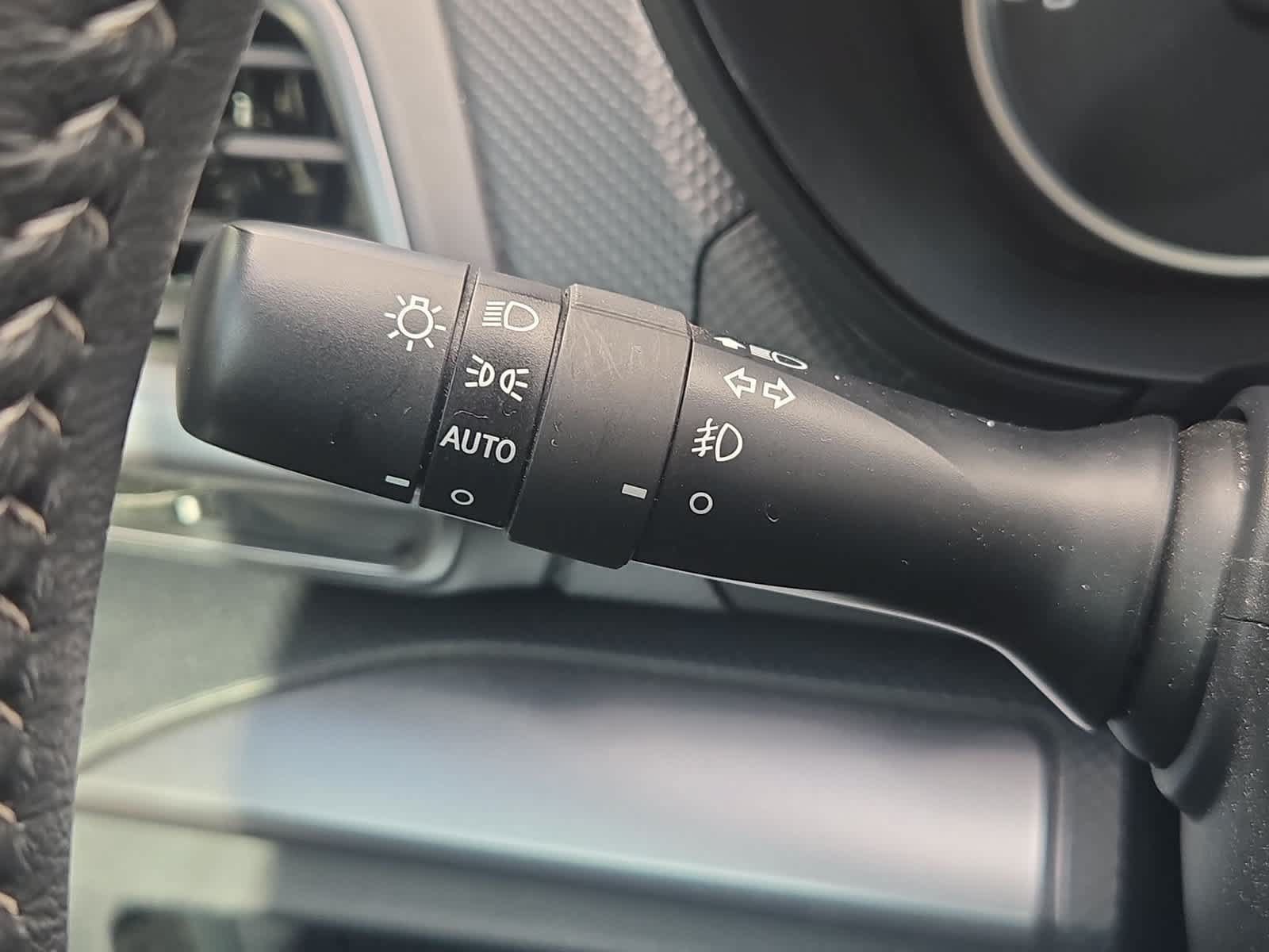Used 2024 Subaru Forester Premium AWD/4WD image 27