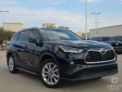 Used 2022 Toyota Highlander Limited