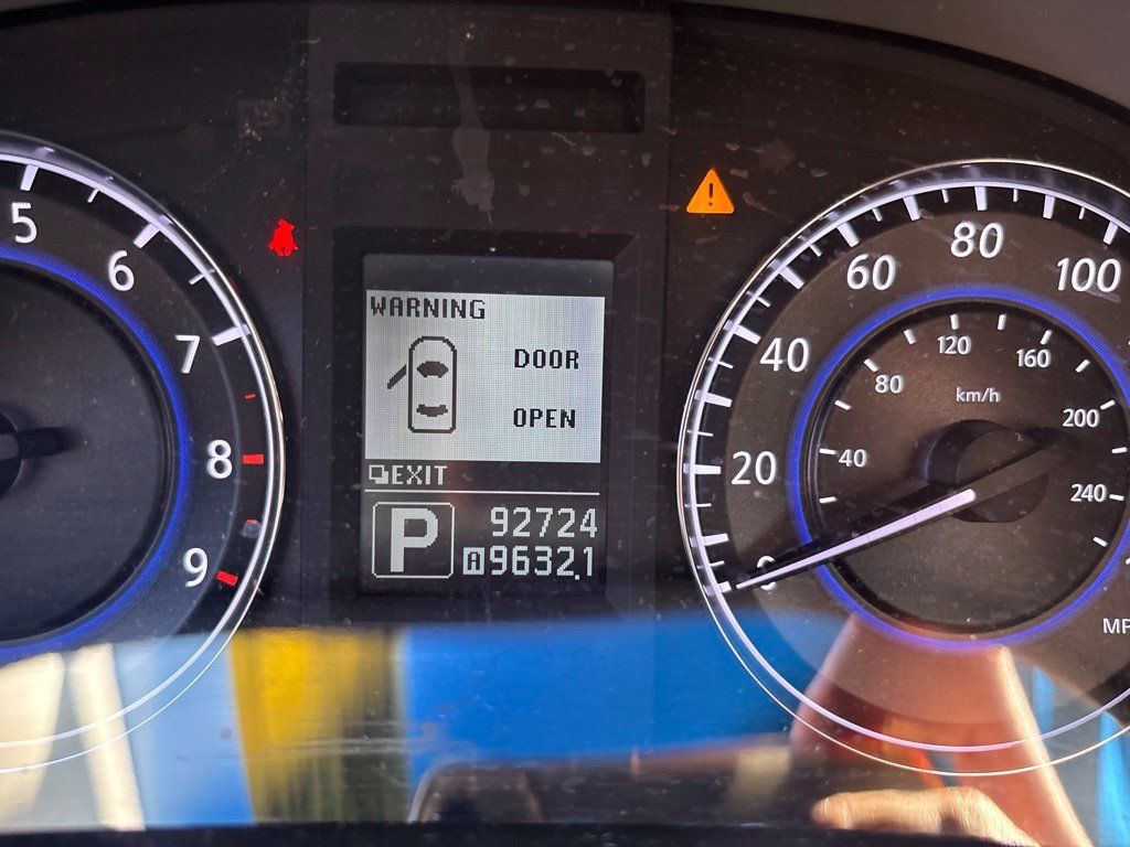 Used 2010 INFINITI G37 Journey RWD image 21
